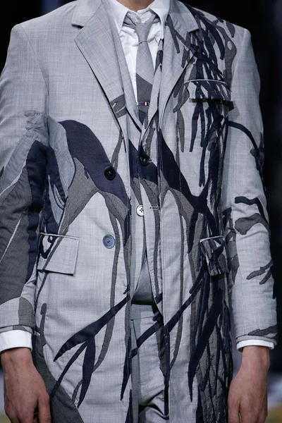 Look 37